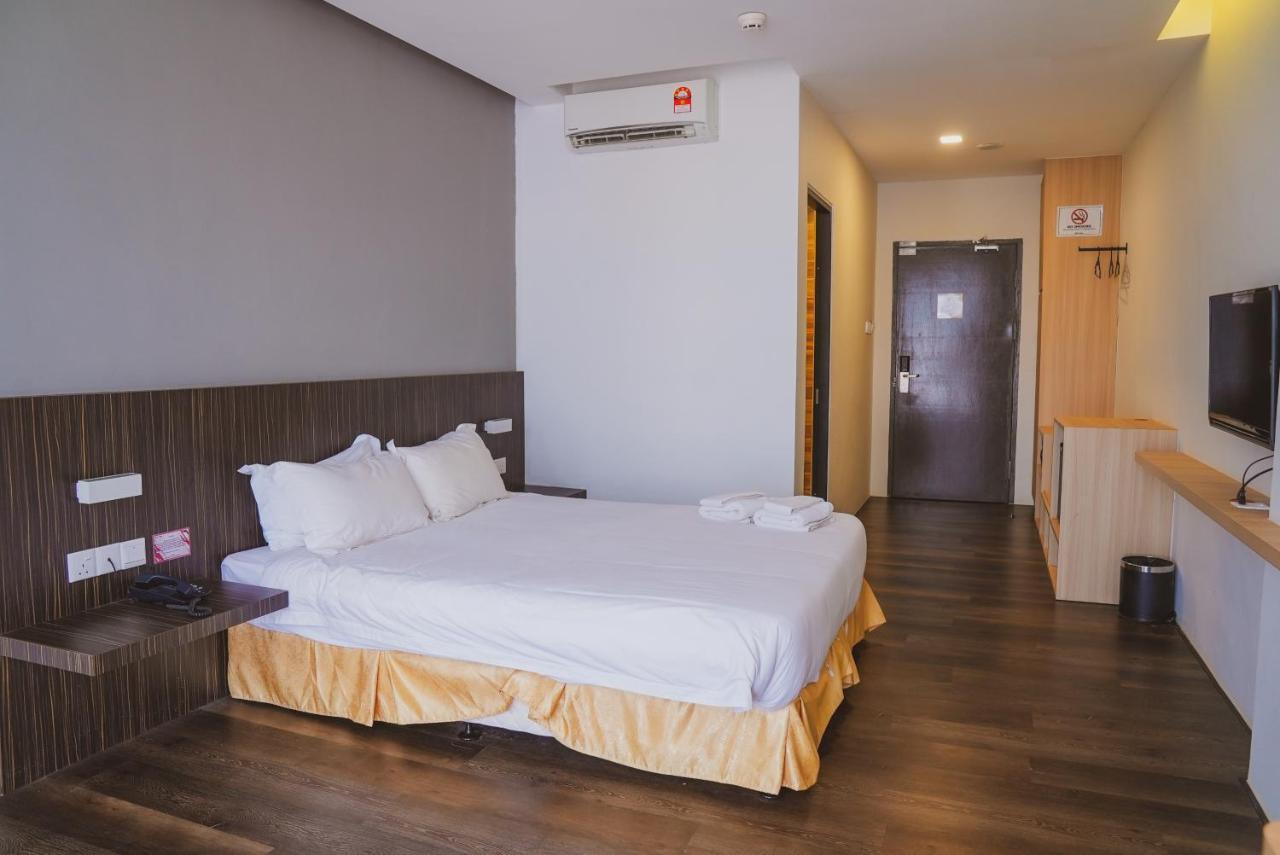 Roxy Hotel Serian Εξωτερικό φωτογραφία