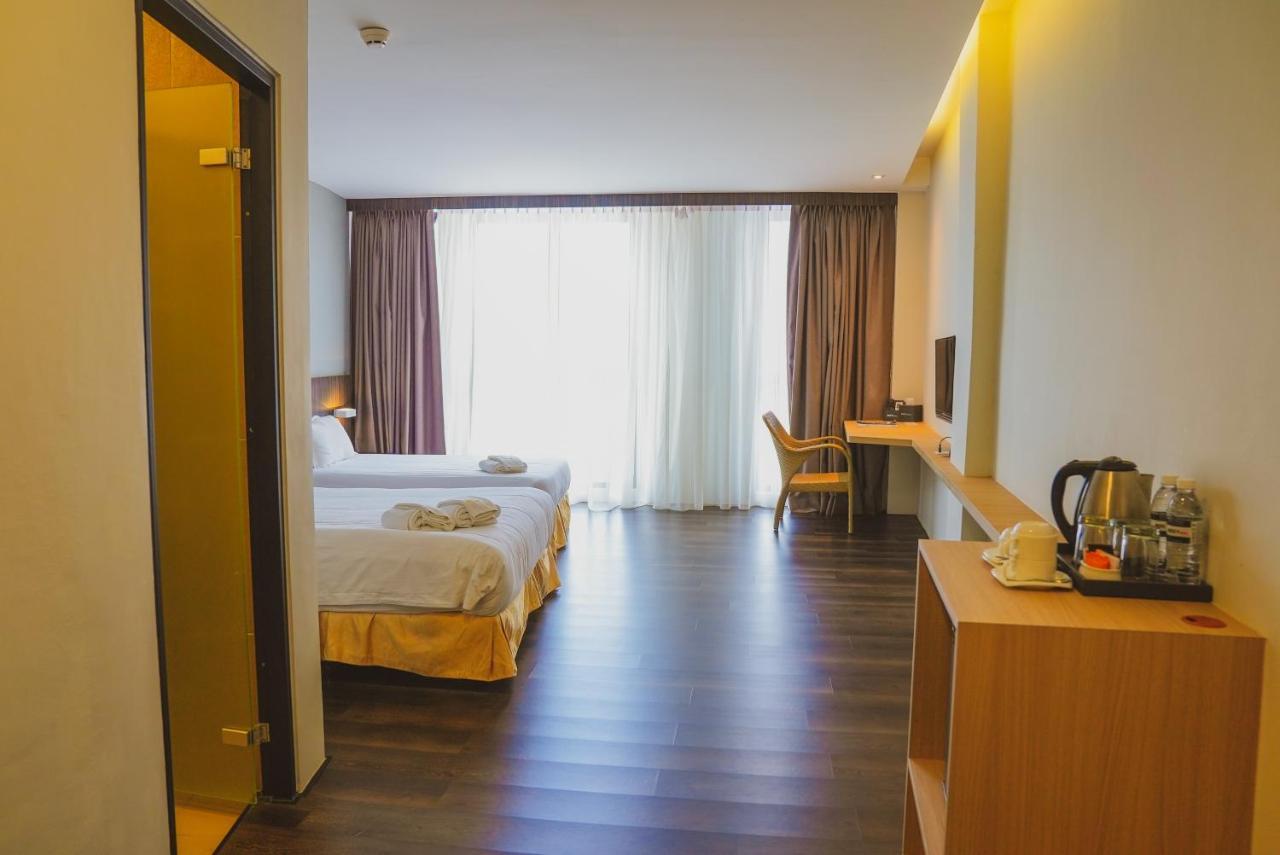 Roxy Hotel Serian Εξωτερικό φωτογραφία