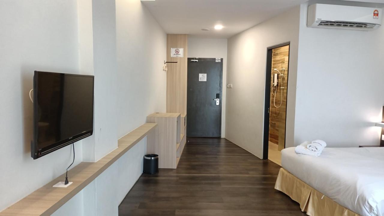 Roxy Hotel Serian Εξωτερικό φωτογραφία