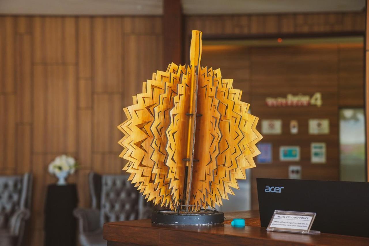 Roxy Hotel Serian Εξωτερικό φωτογραφία