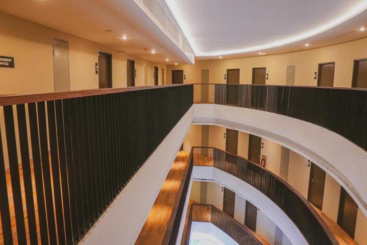 Roxy Hotel Serian Εξωτερικό φωτογραφία