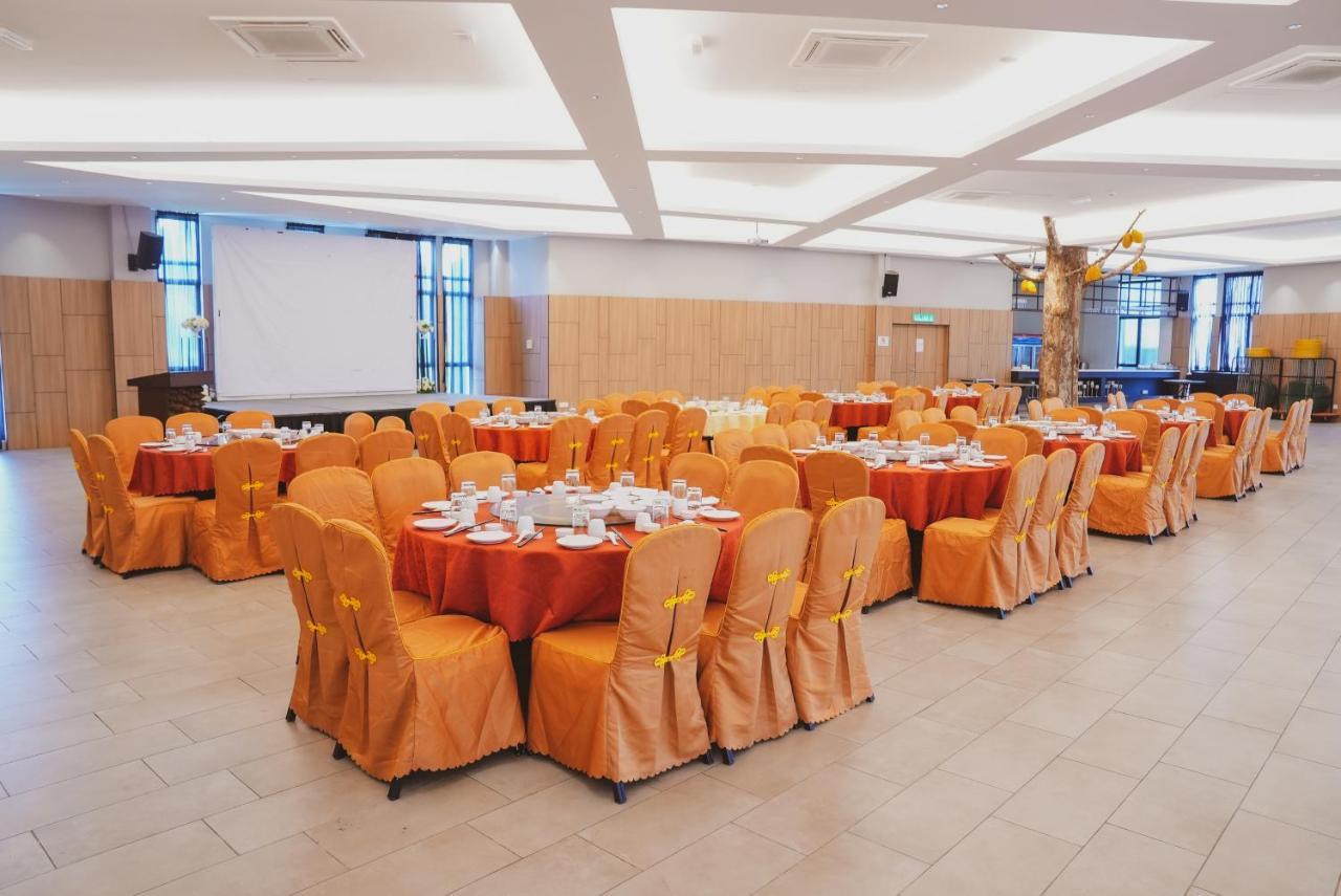 Roxy Hotel Serian Εξωτερικό φωτογραφία