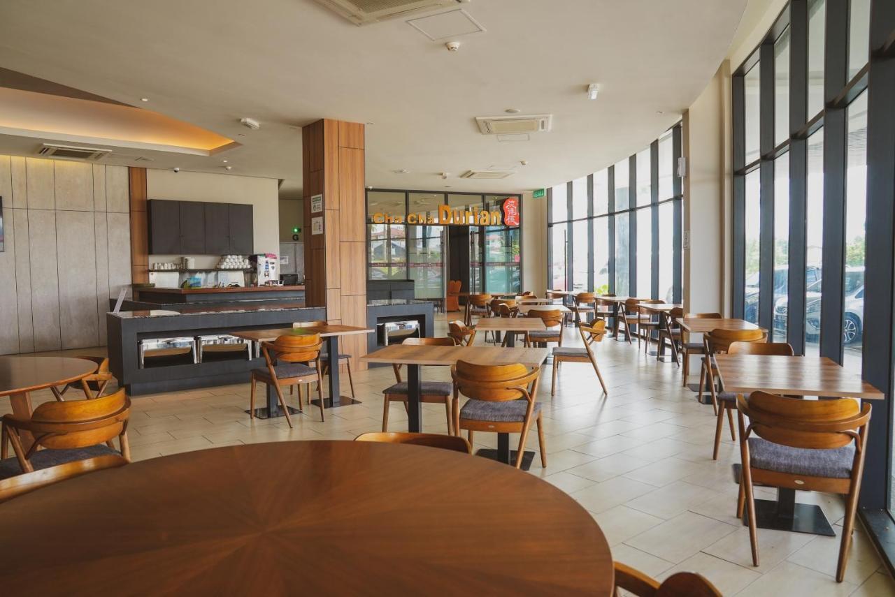 Roxy Hotel Serian Εξωτερικό φωτογραφία