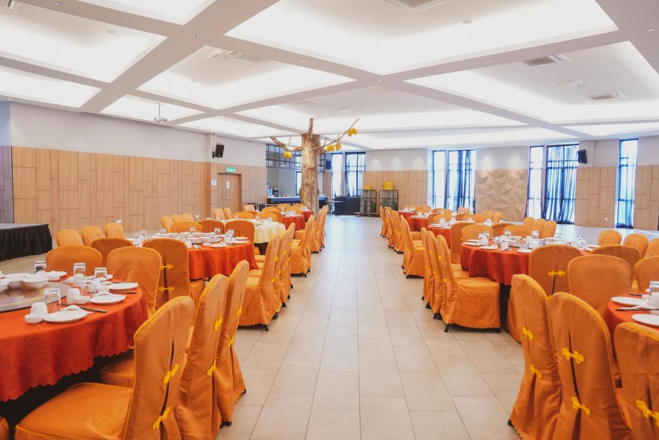 Roxy Hotel Serian Εξωτερικό φωτογραφία