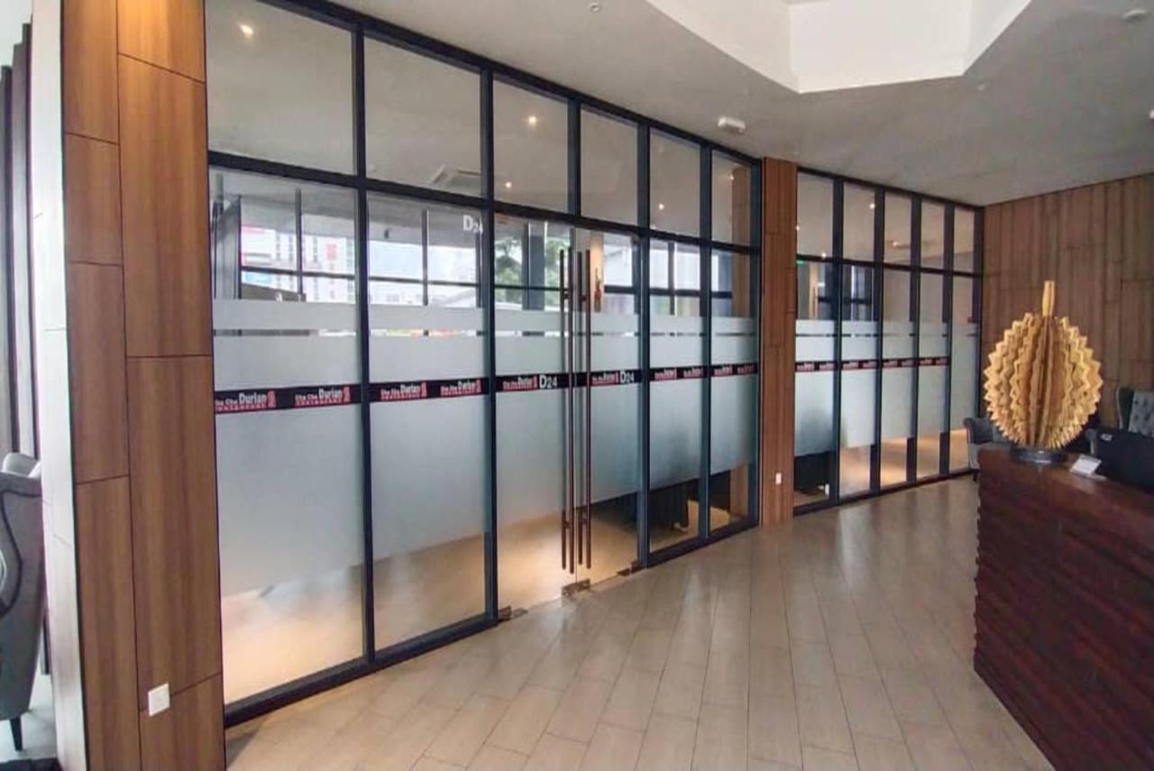Roxy Hotel Serian Εξωτερικό φωτογραφία