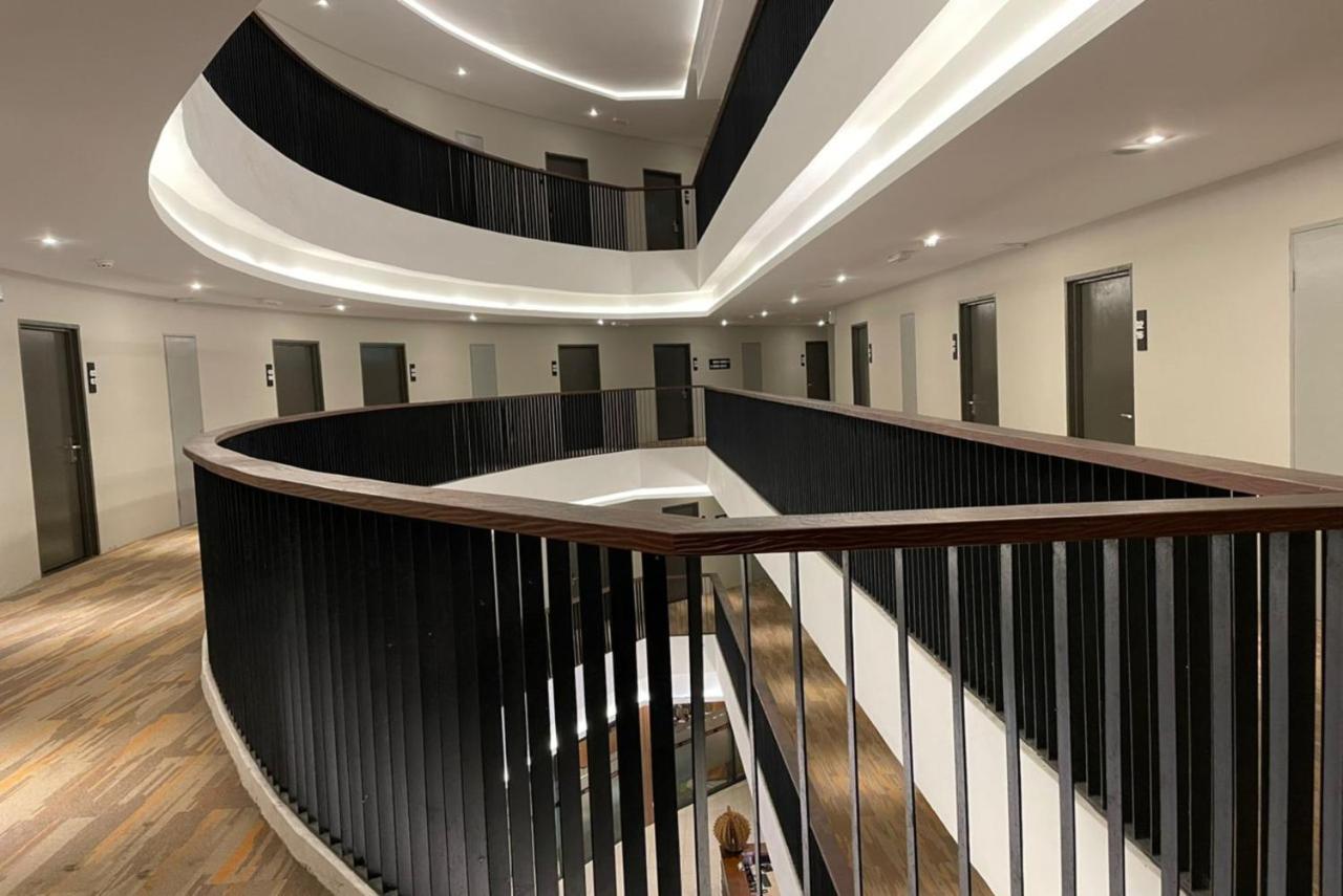 Roxy Hotel Serian Εξωτερικό φωτογραφία